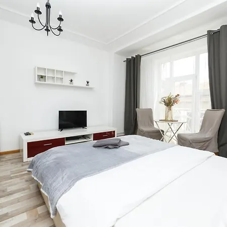 Color Street Blanari 12 Bukarest