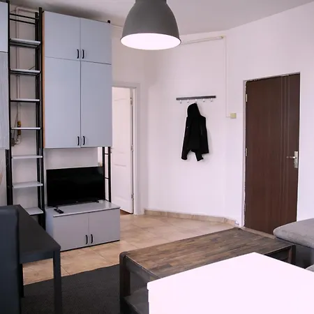 Color Street Blanari 12 Appartement