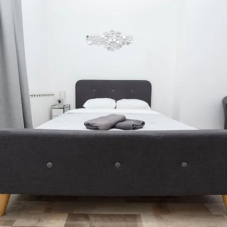 Color Street Blanari 12 Apartmán