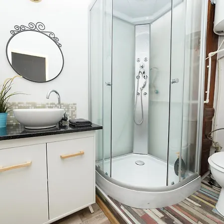 Color Street Blanari 12 Apartament *